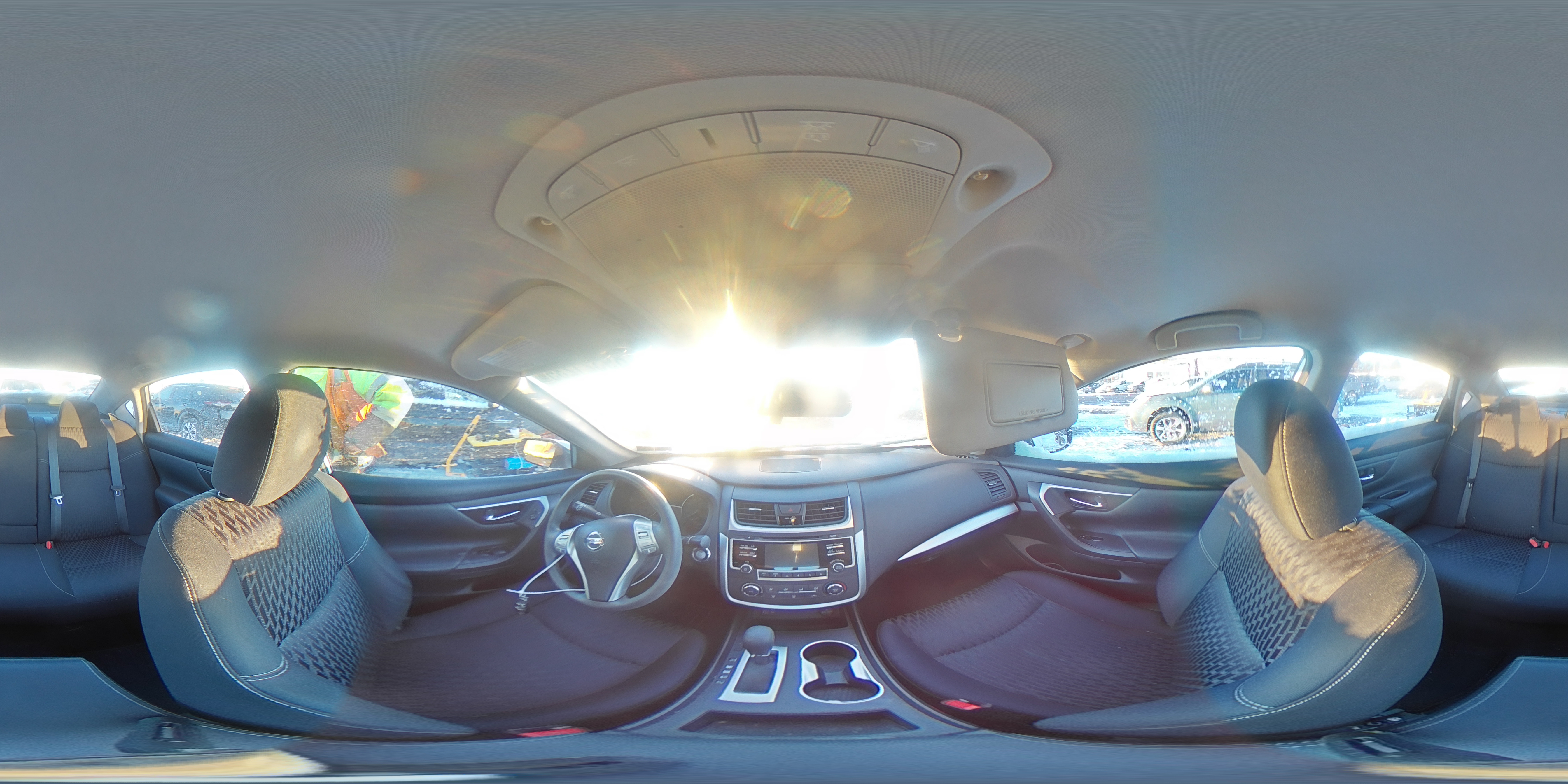2018 Nissan Altima - Image 13