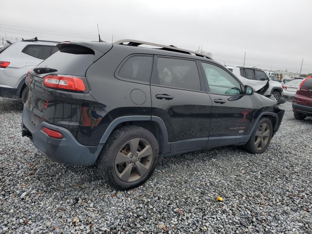 2017 Jeep Grand Cherokee - Image 3