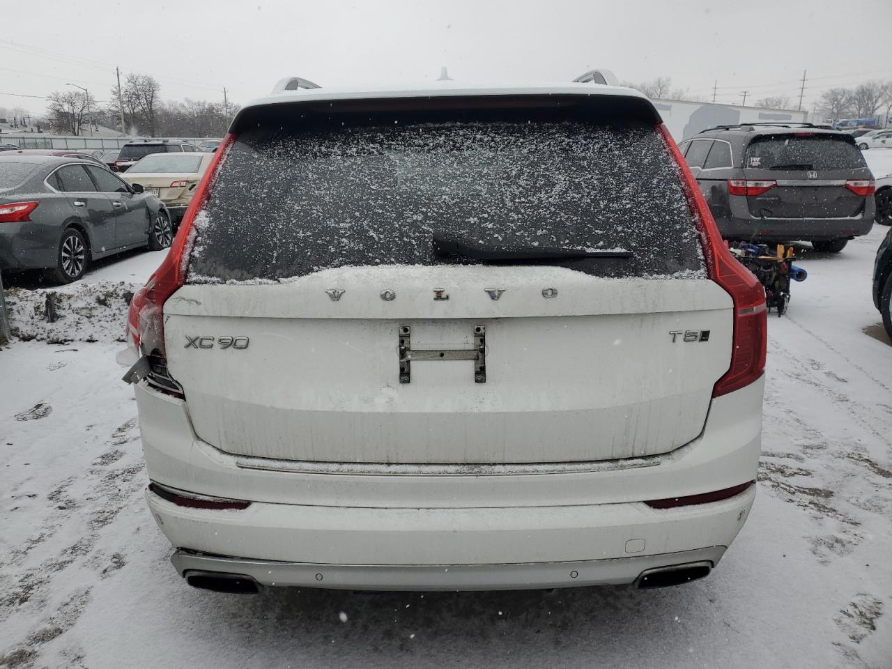 2016 Volvo XC90 - Image 6
