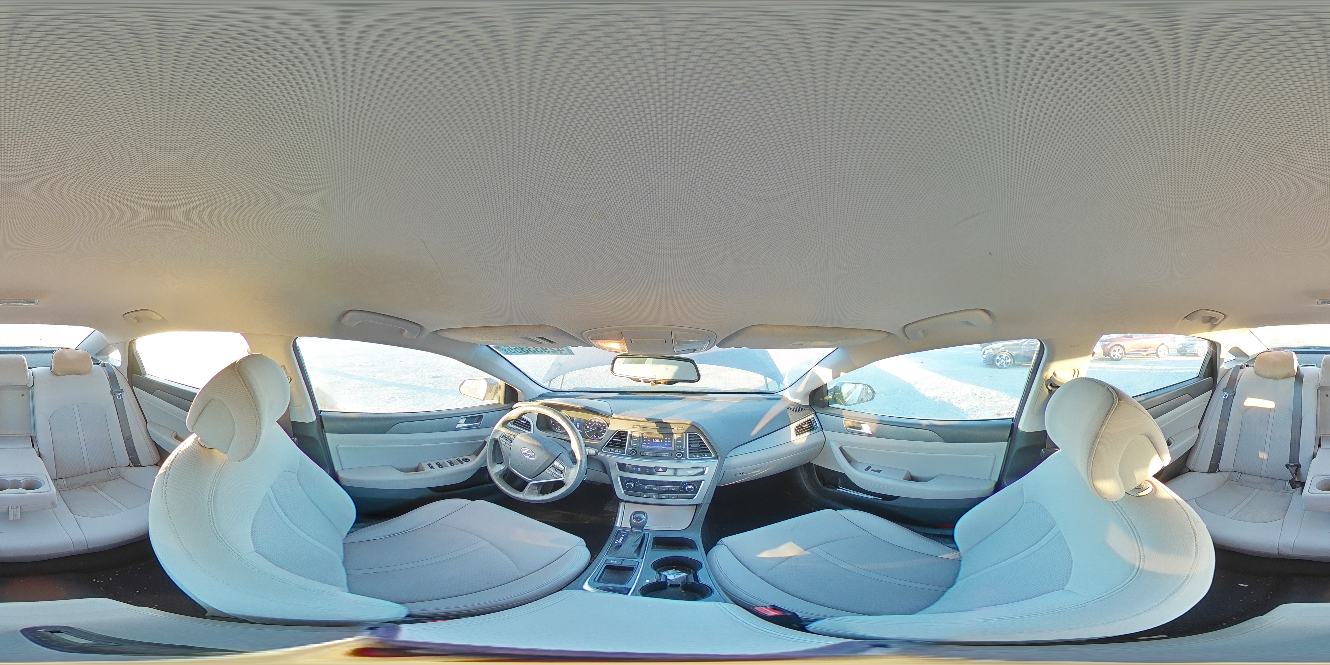 2015 Hyundai Sonata - Image 13