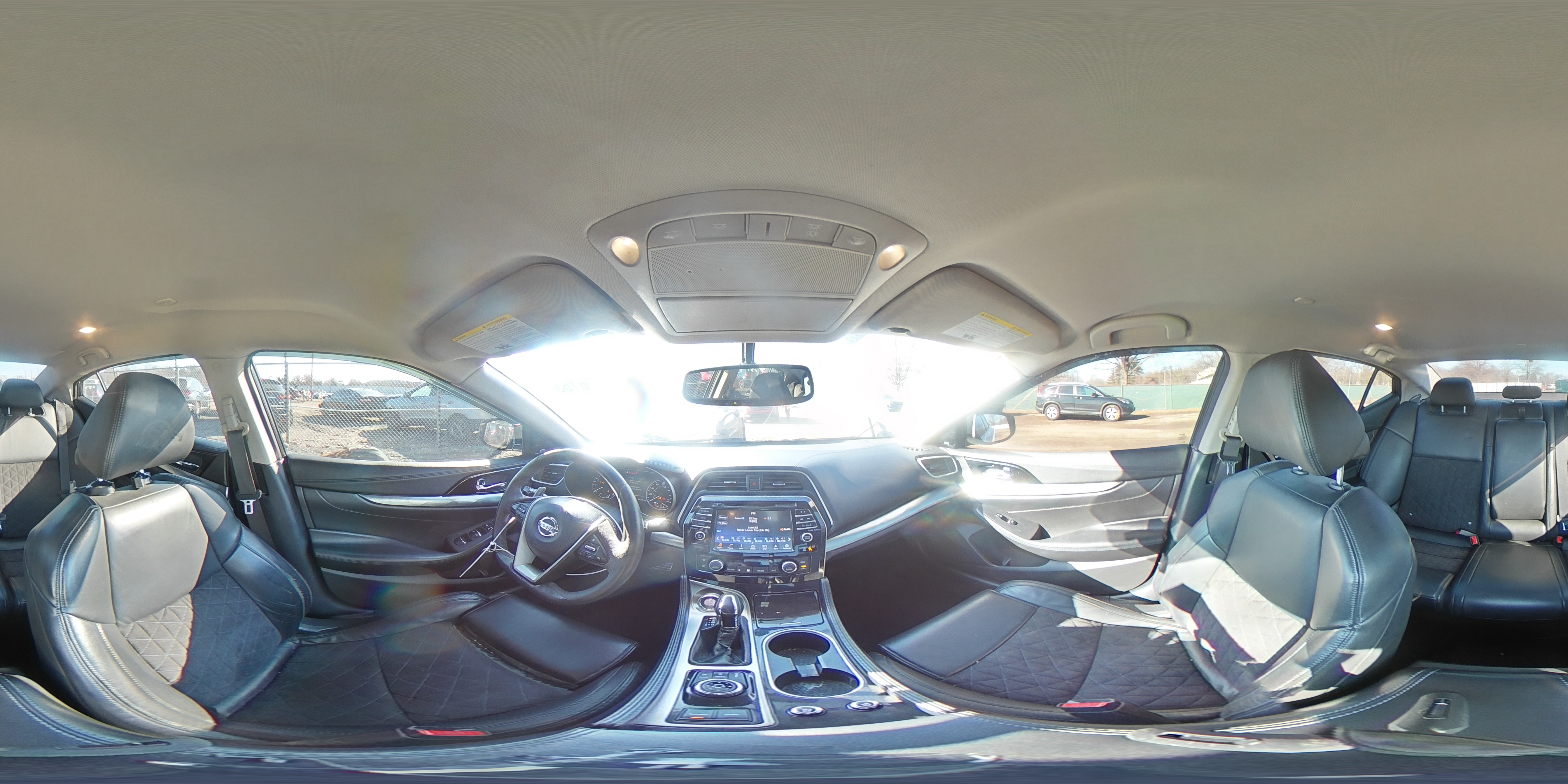 2017 Nissan Maxima - Image 13