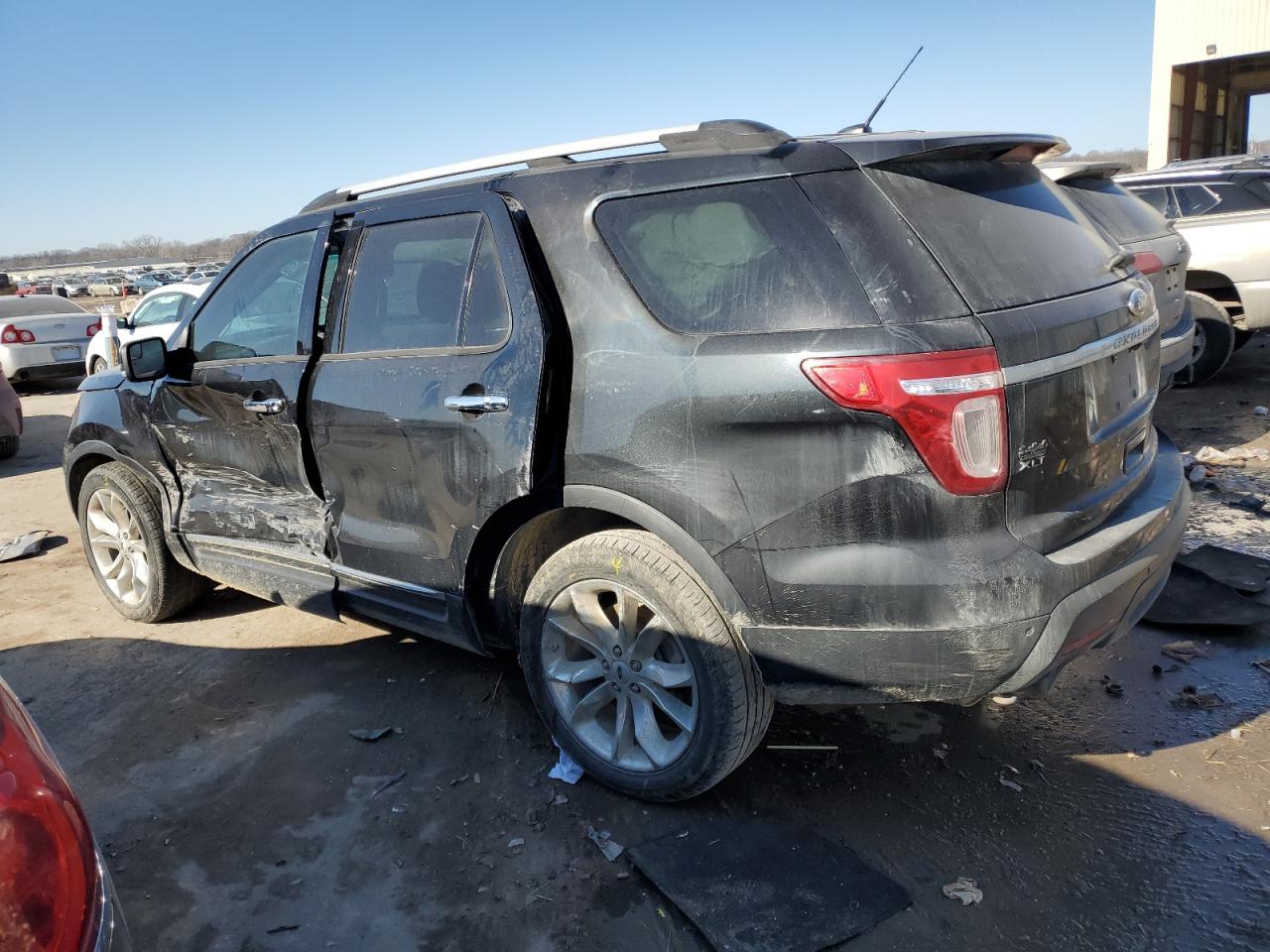 2014 Ford Explorer - Image 2