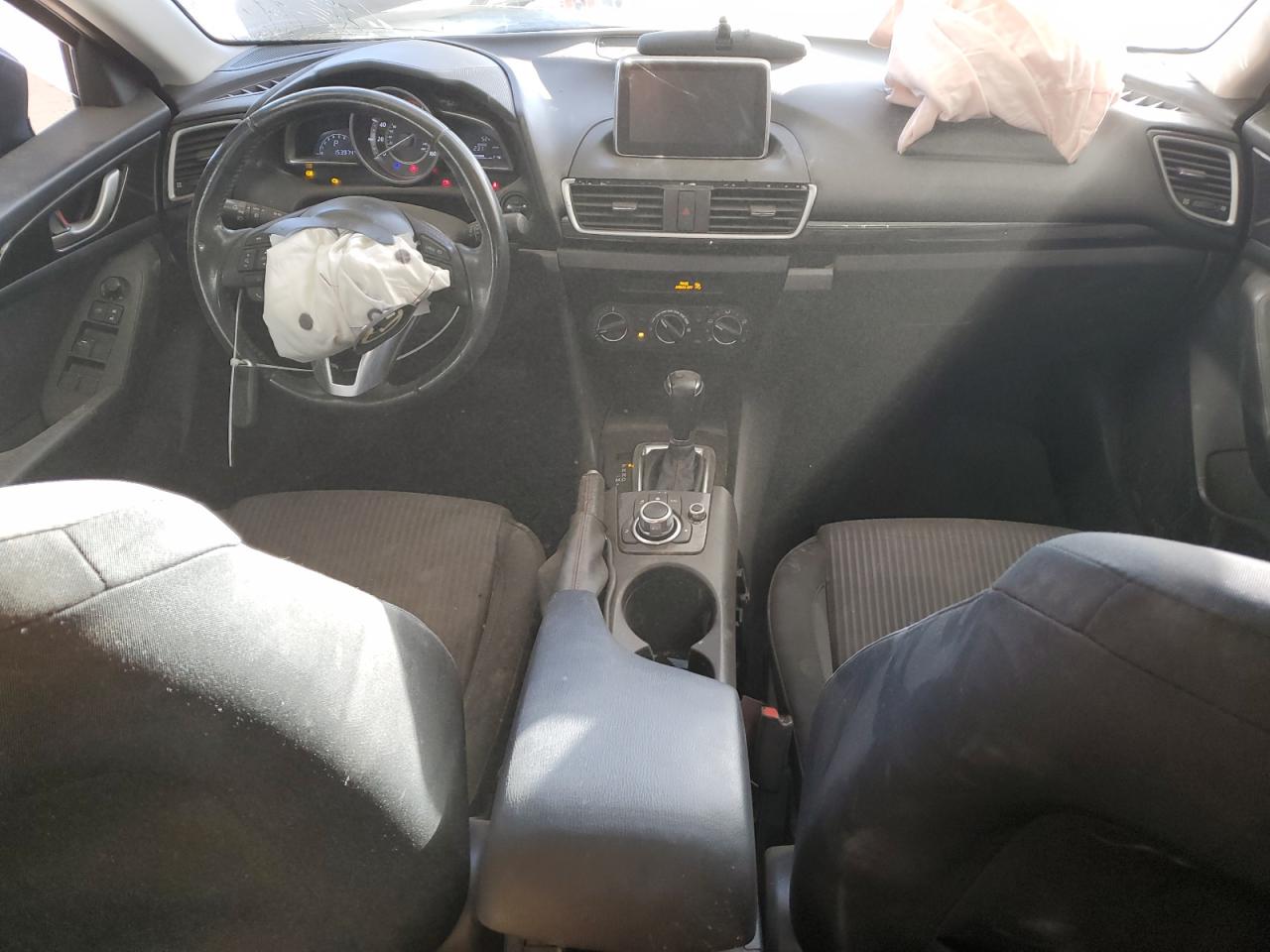 2015 Mazda 3 - Image 8