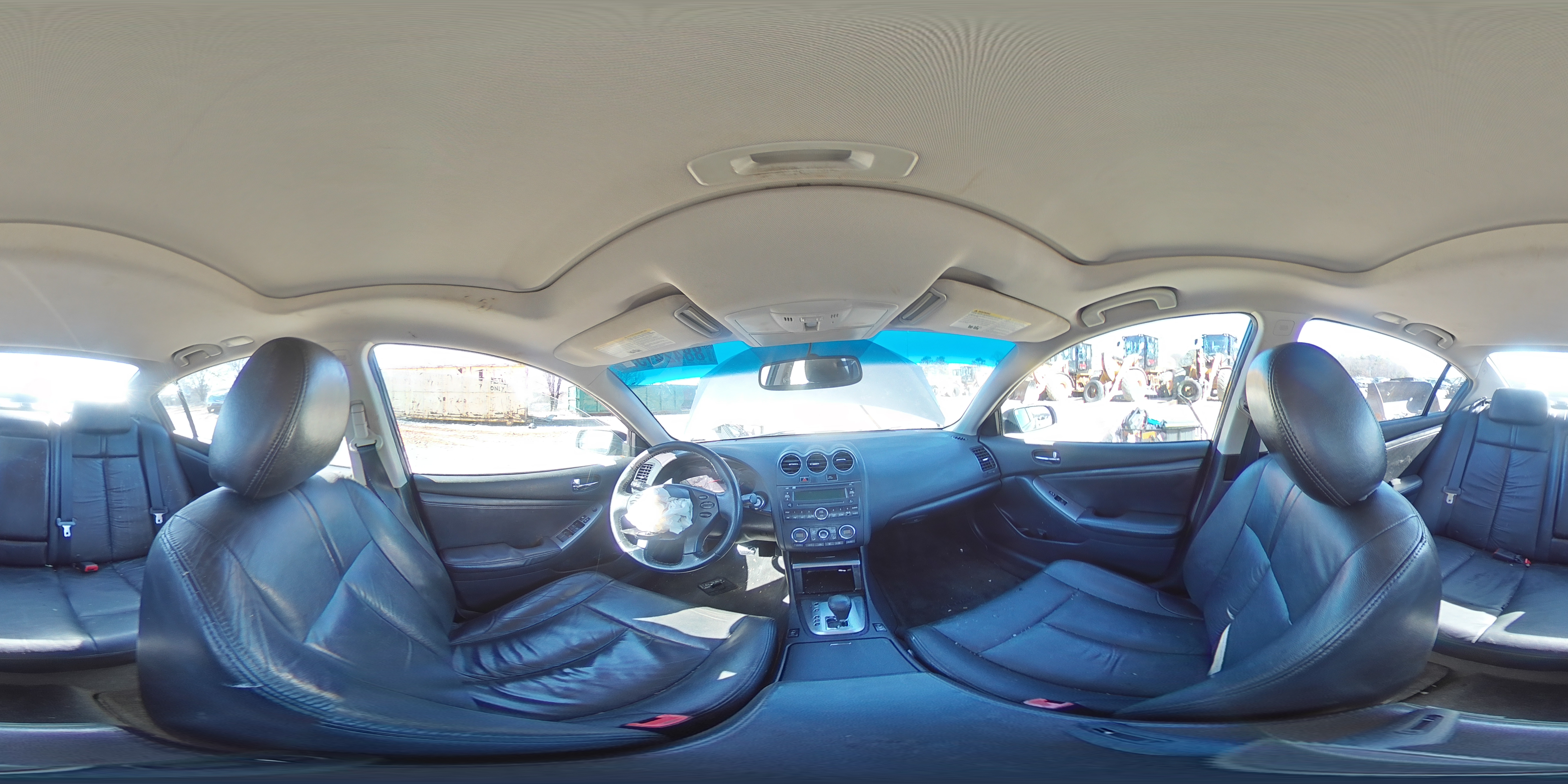 2010 Nissan Altima - Image 12
