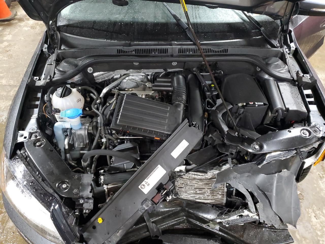 2017 Volkswagen Jetta - Image 11