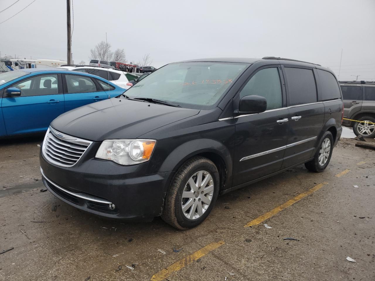 2015 Chrysler Town & Country - Image 1