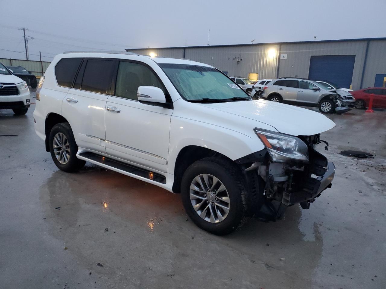 2016 Lexus GX - Image 4