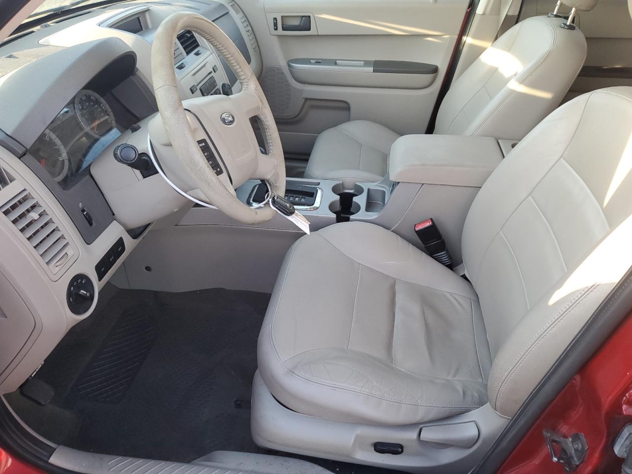 2008 Ford Escape - Image 7