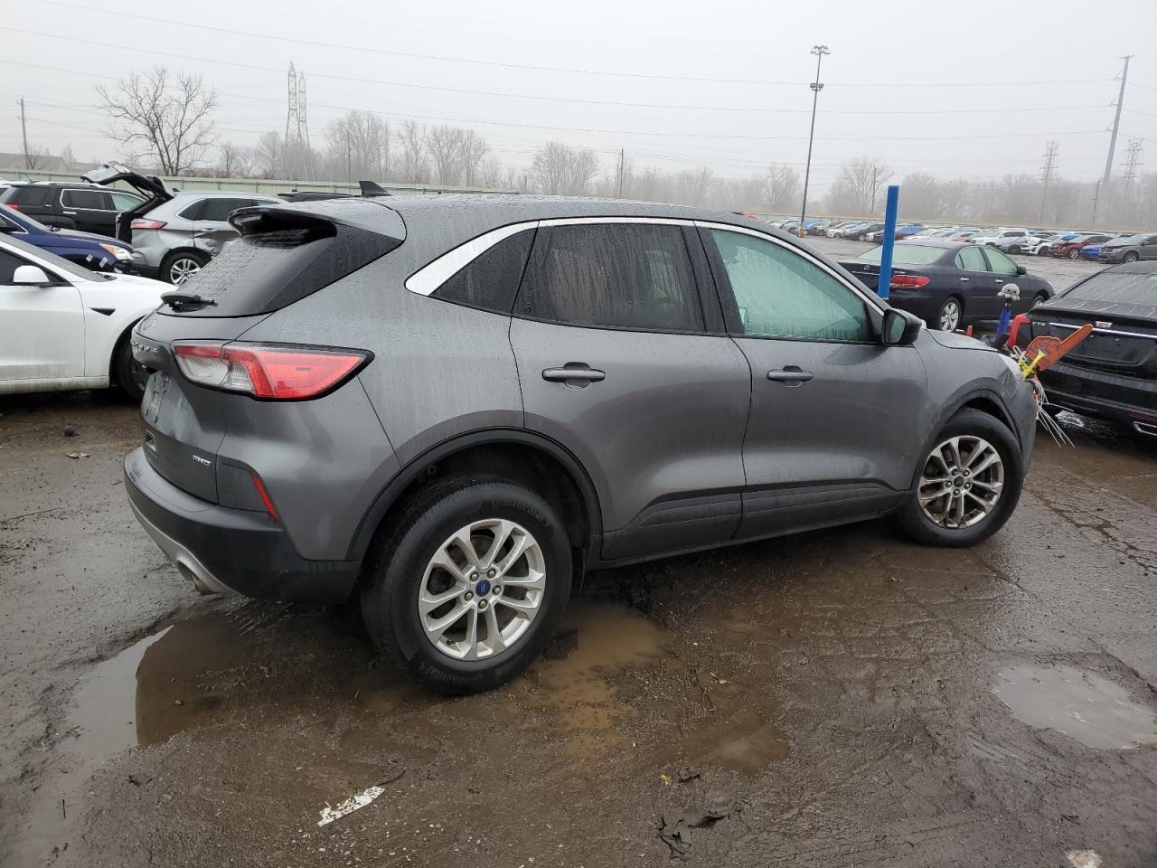 2022 Ford Escape - Image 3