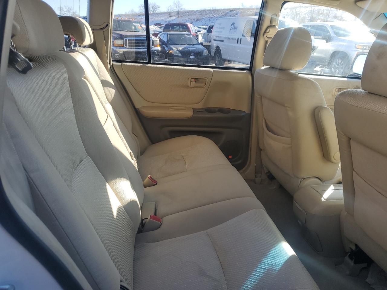 2005 Toyota Highlander - Image 11