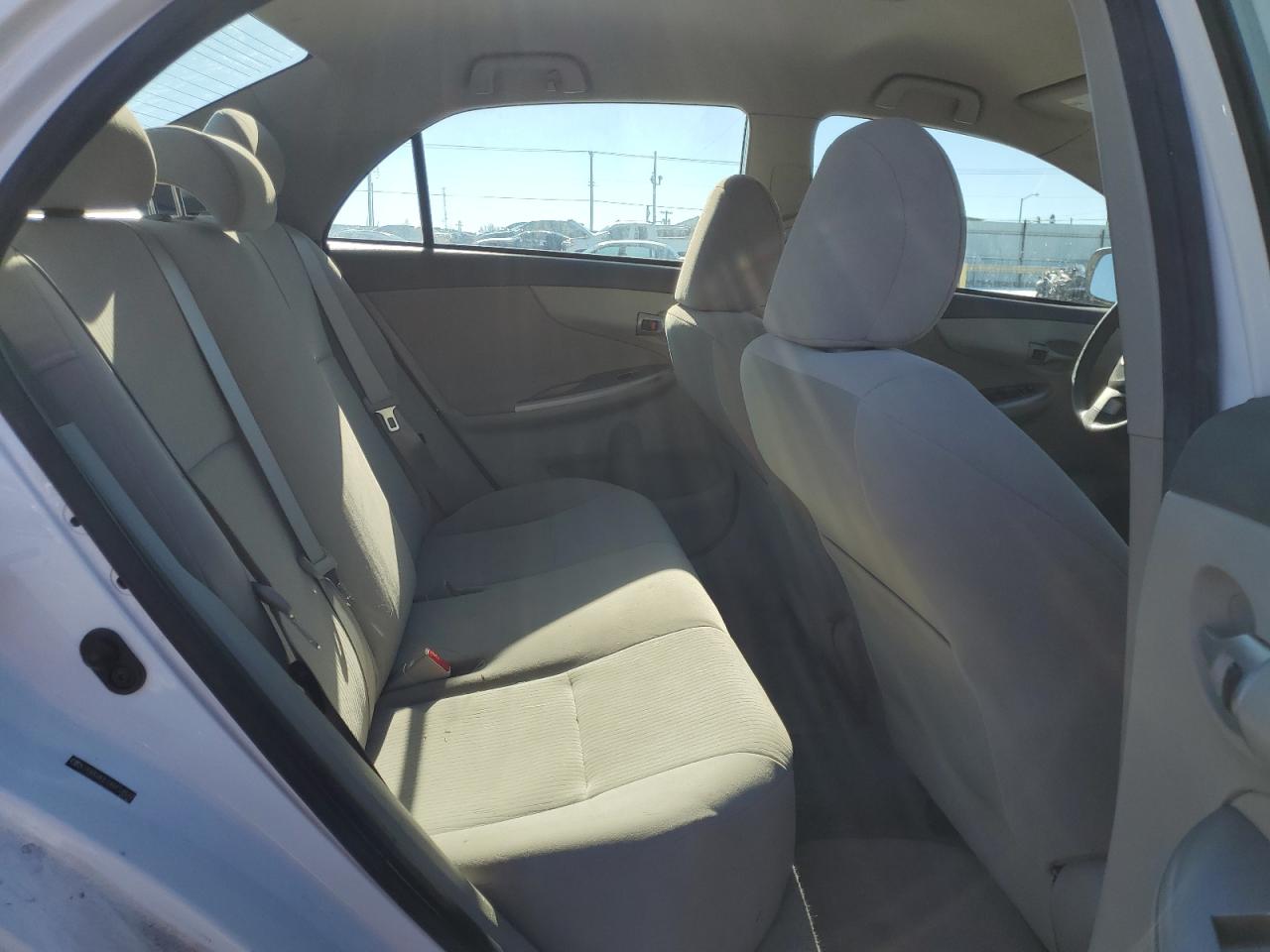 2010 Toyota Corolla - Image 10