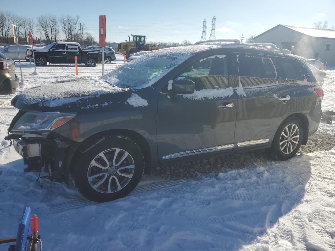 2013 Nissan Pathfinder - Image 1