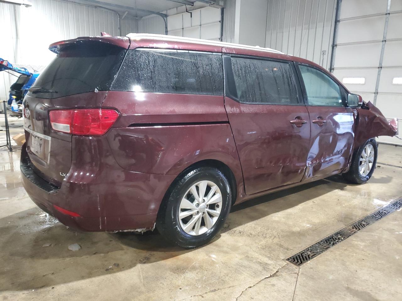 2016 Kia Sedona - Image 3