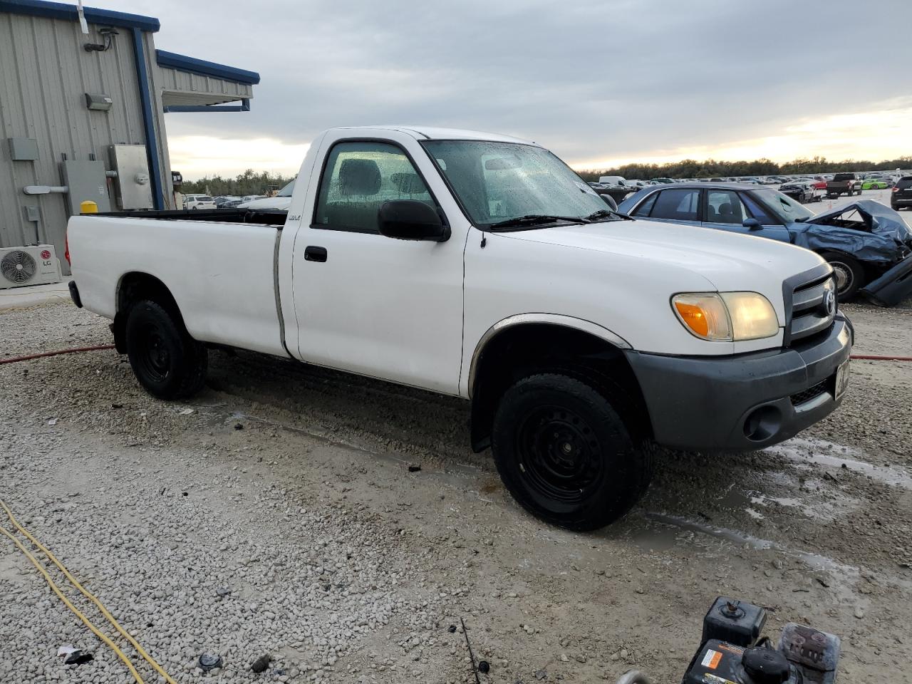 2005 Toyota Tundra - Image 4