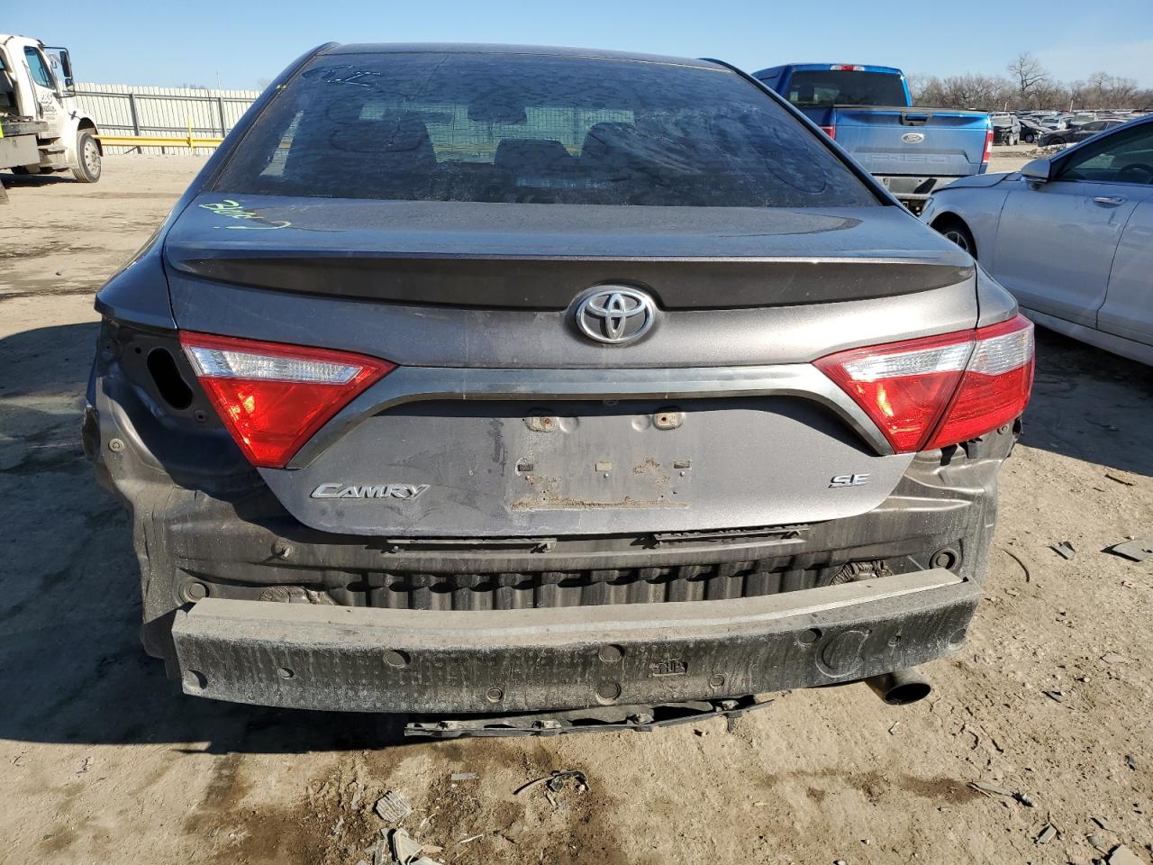 2015 Toyota Camry - Image 6
