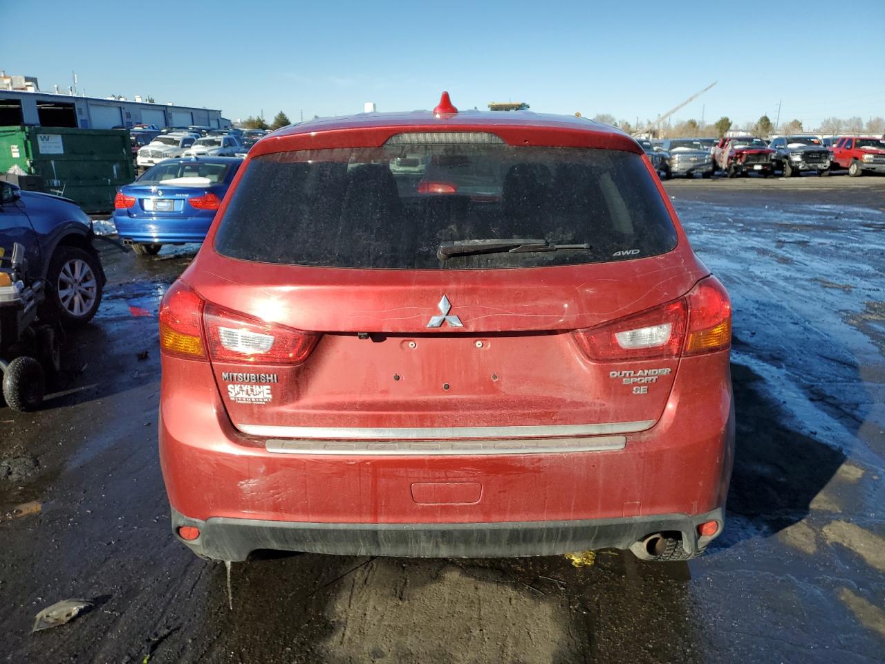 2017 Mitsubishi Outlander - Image 6