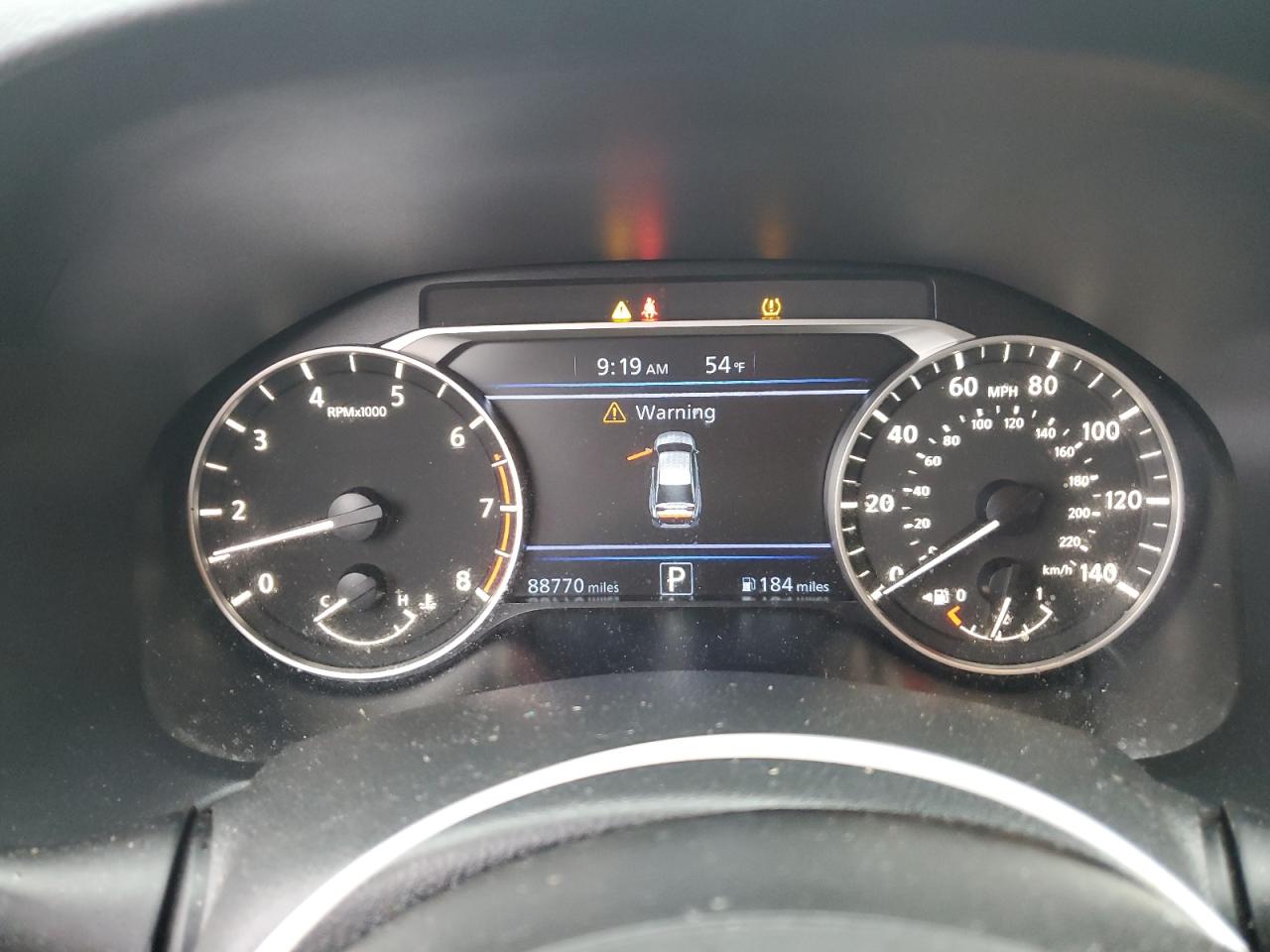 2020 Nissan Altima - Image 9