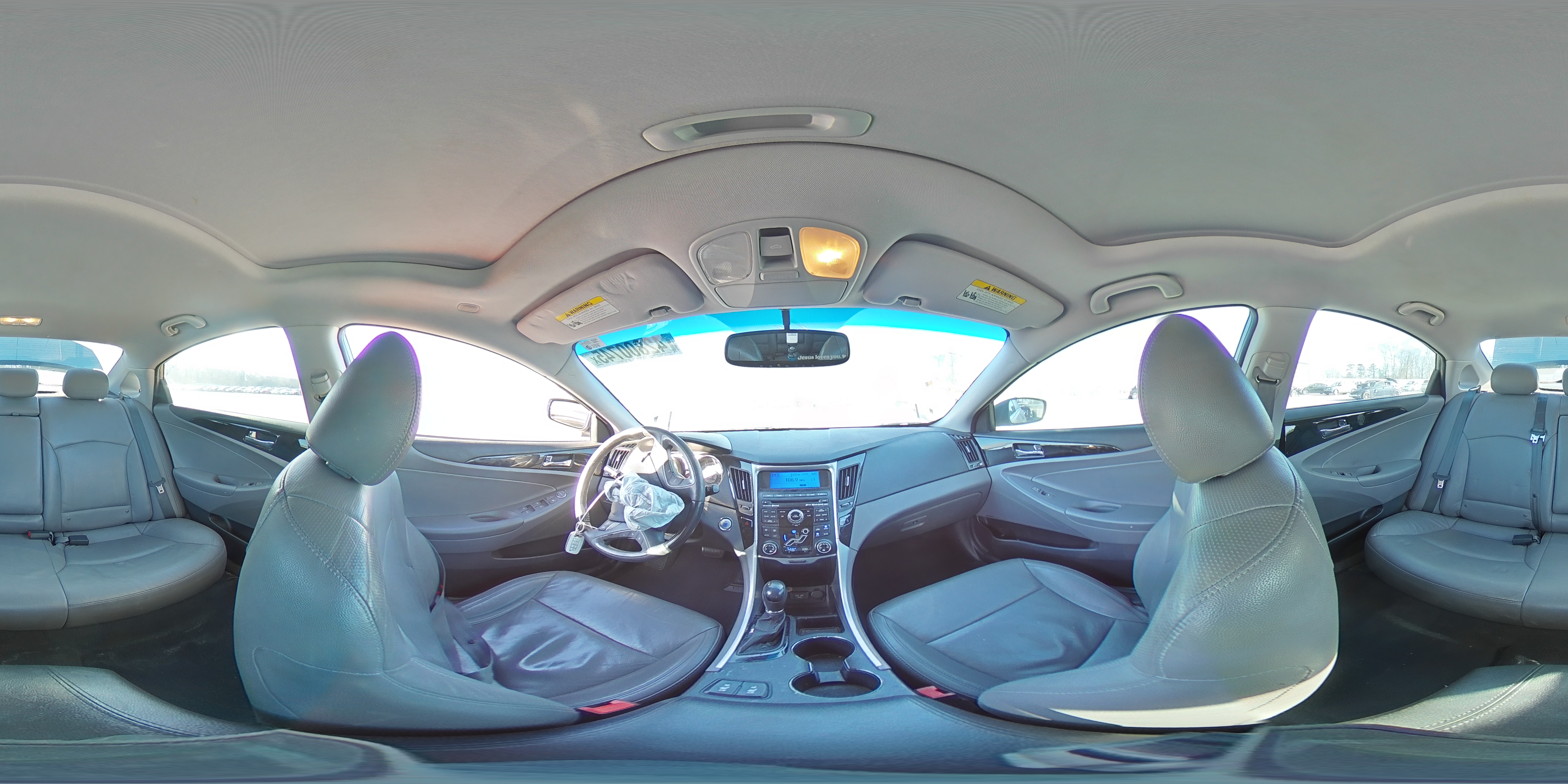 2011 Hyundai Sonata - Image 12