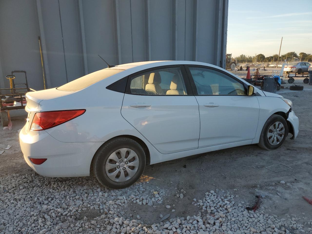 2017 Hyundai Accent - Image 3