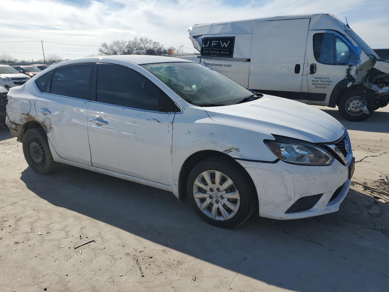 2019 Nissan Sentra - Image 4