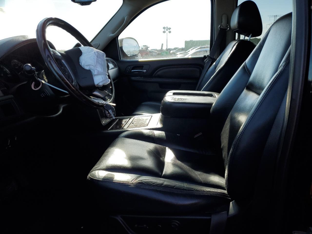 2011 GMC Yukon - Image 7