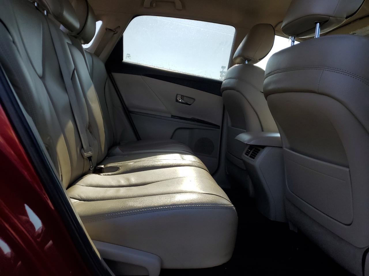 2013 Toyota Venza - Image 11
