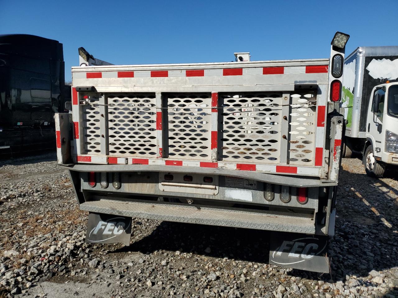 2017 Ford F550 - Image 6