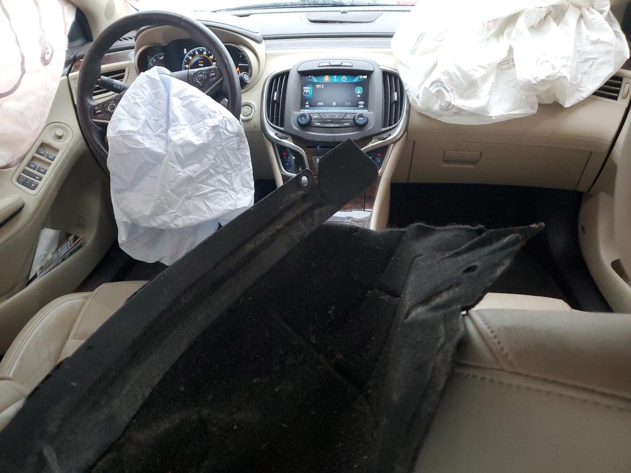 2015 Buick LaCrosse - Image 8