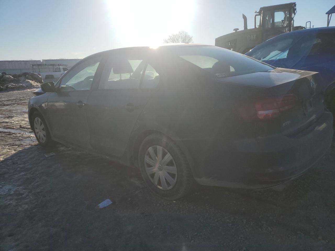 2016 Volkswagen Jetta - Image 2
