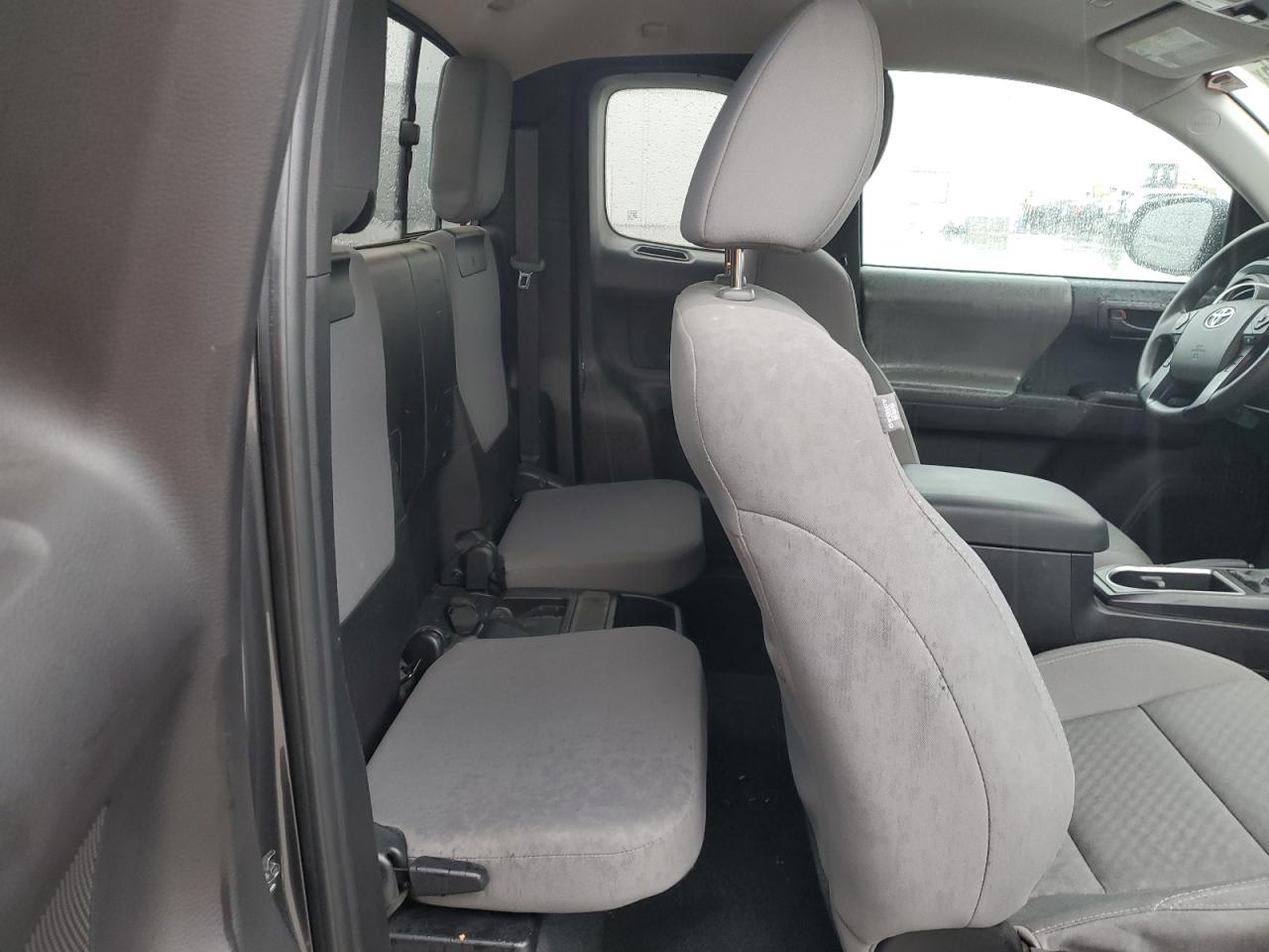 2020 Toyota Tacoma - Image 10