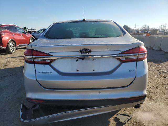 Седани FORD FUSION 2017 Сріблястий