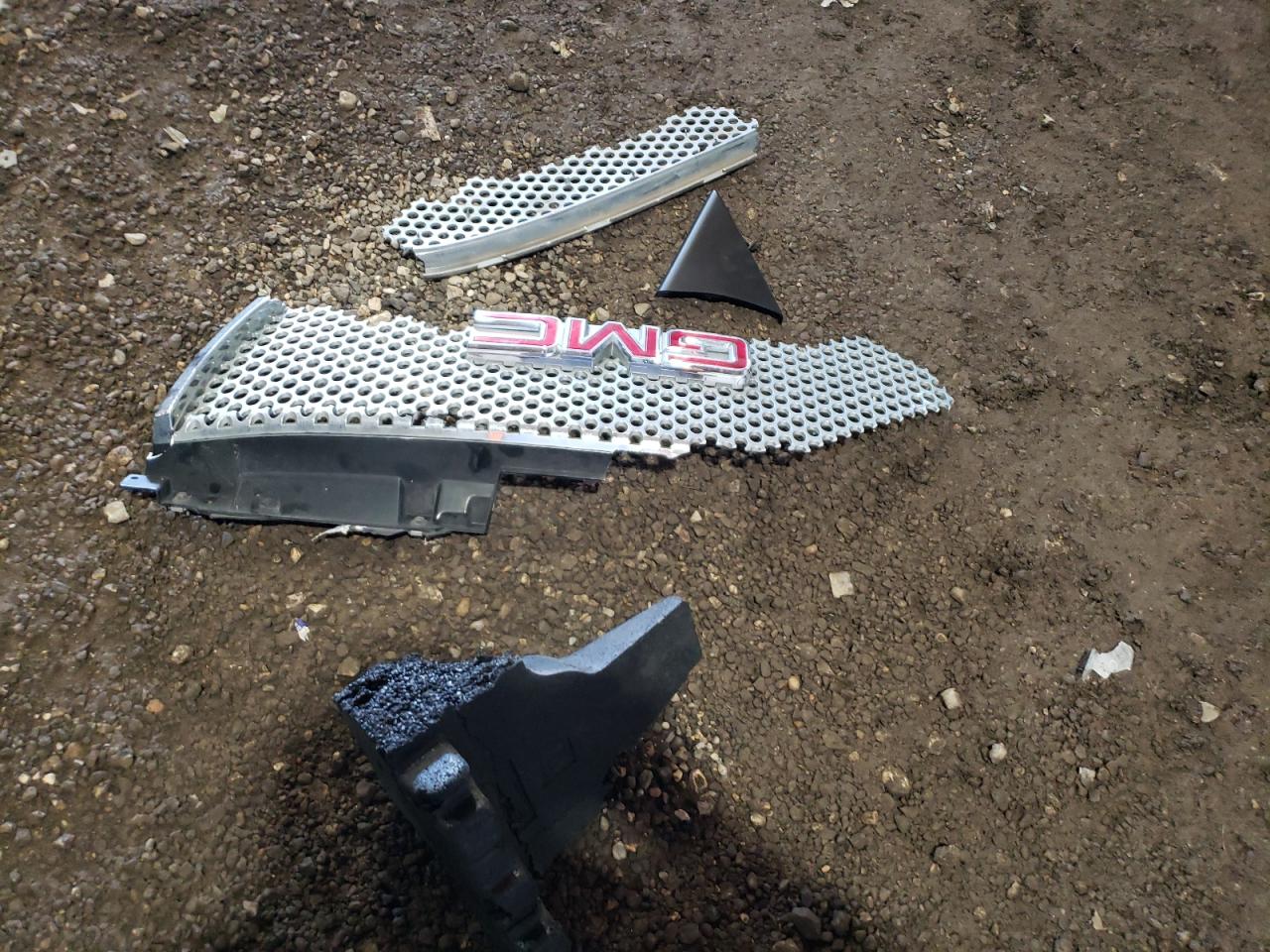 2007 GMC Yukon - Image 13