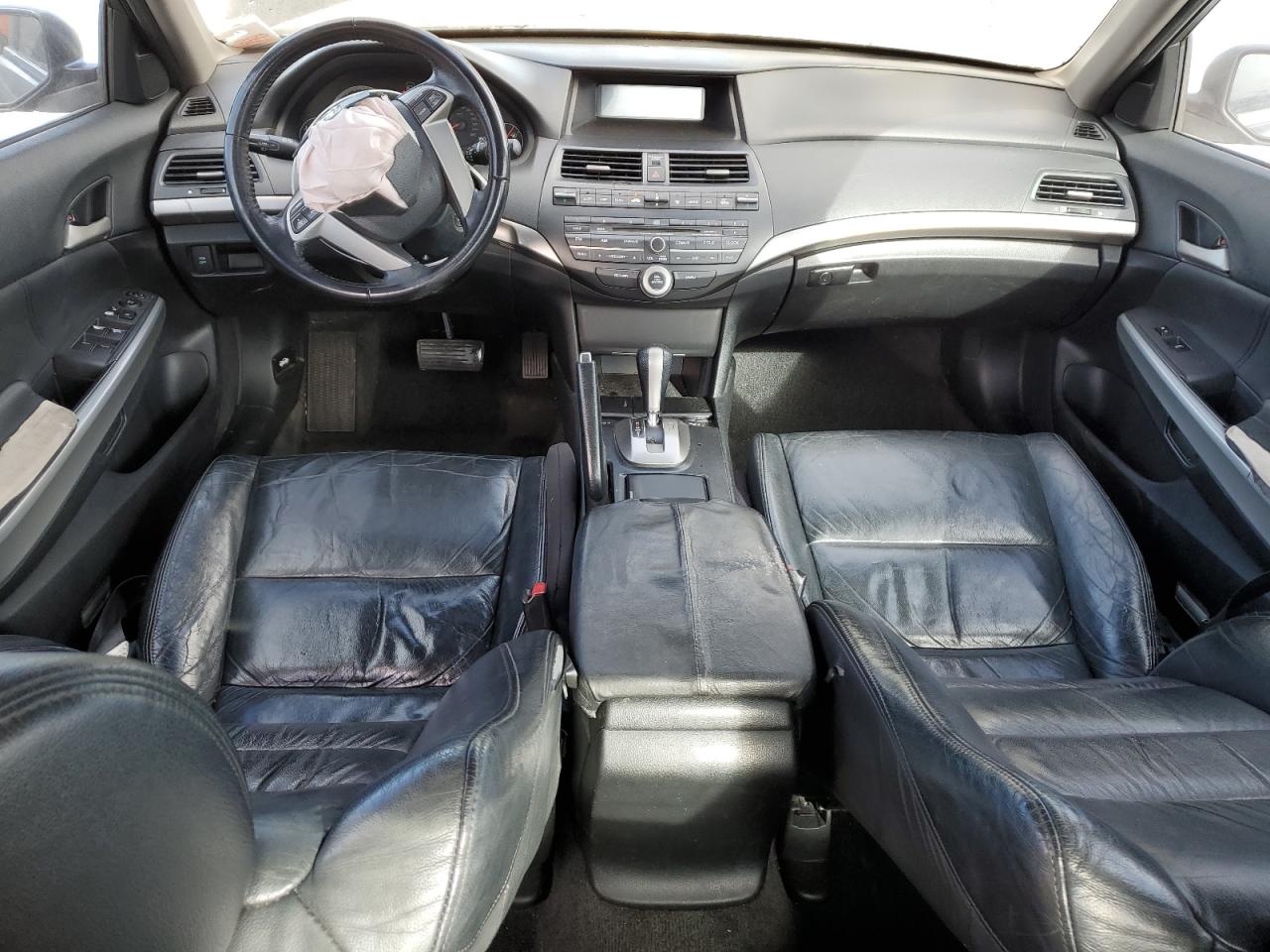 2009 Honda Accord - Image 8