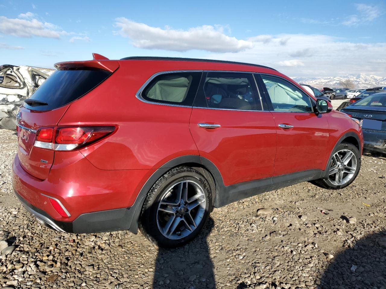 2017 Hyundai Santa Fe - Image 3
