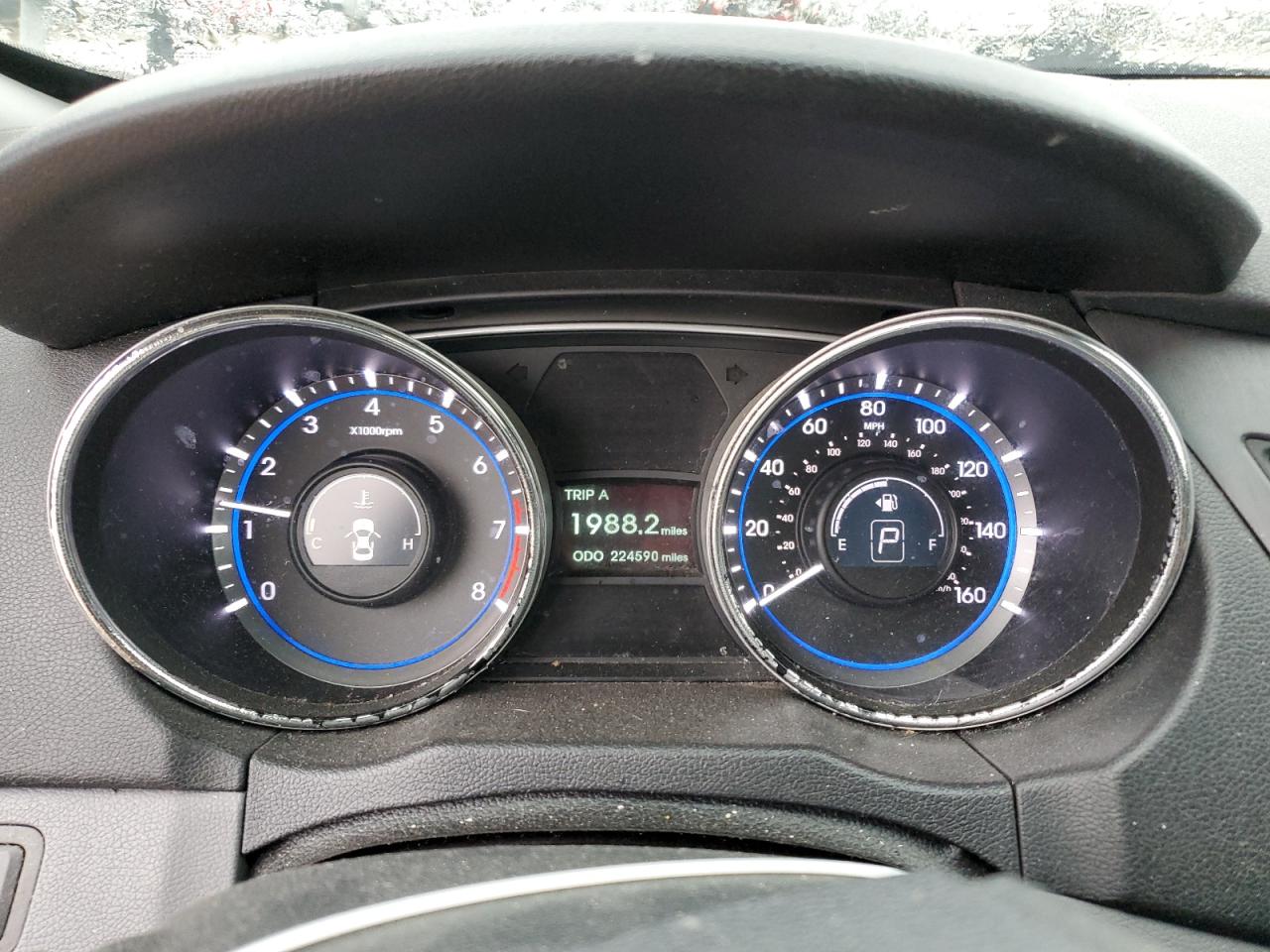 2013 Hyundai Sonata - Image 9