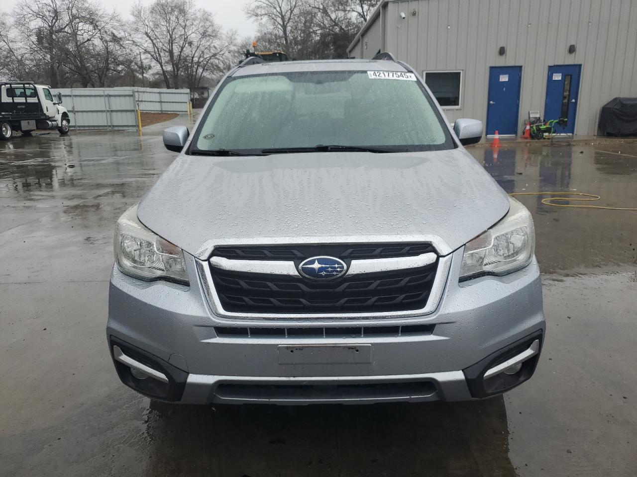 2017 Subaru Forester - Image 5
