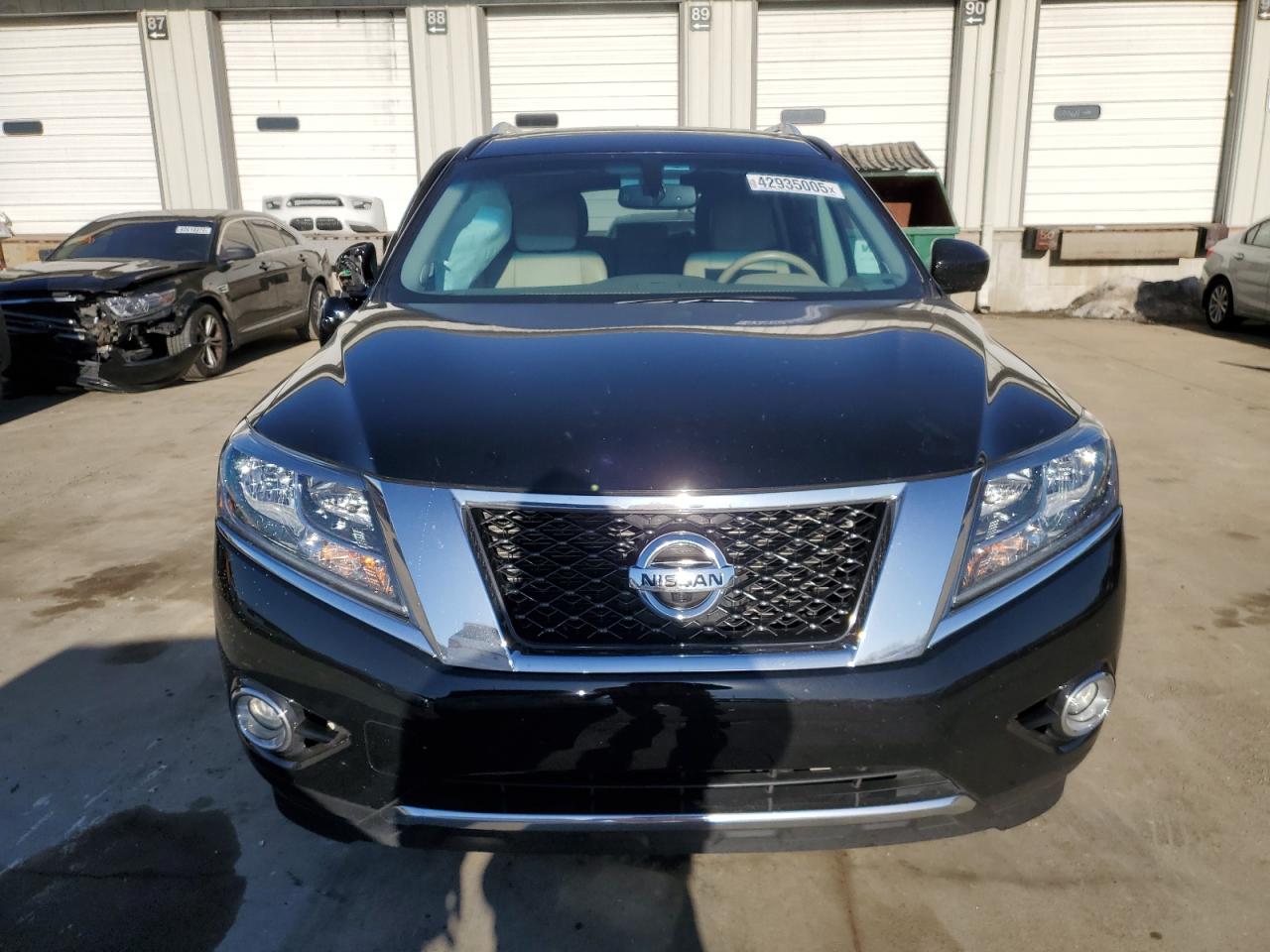 2014 Nissan Pathfinder - Image 5