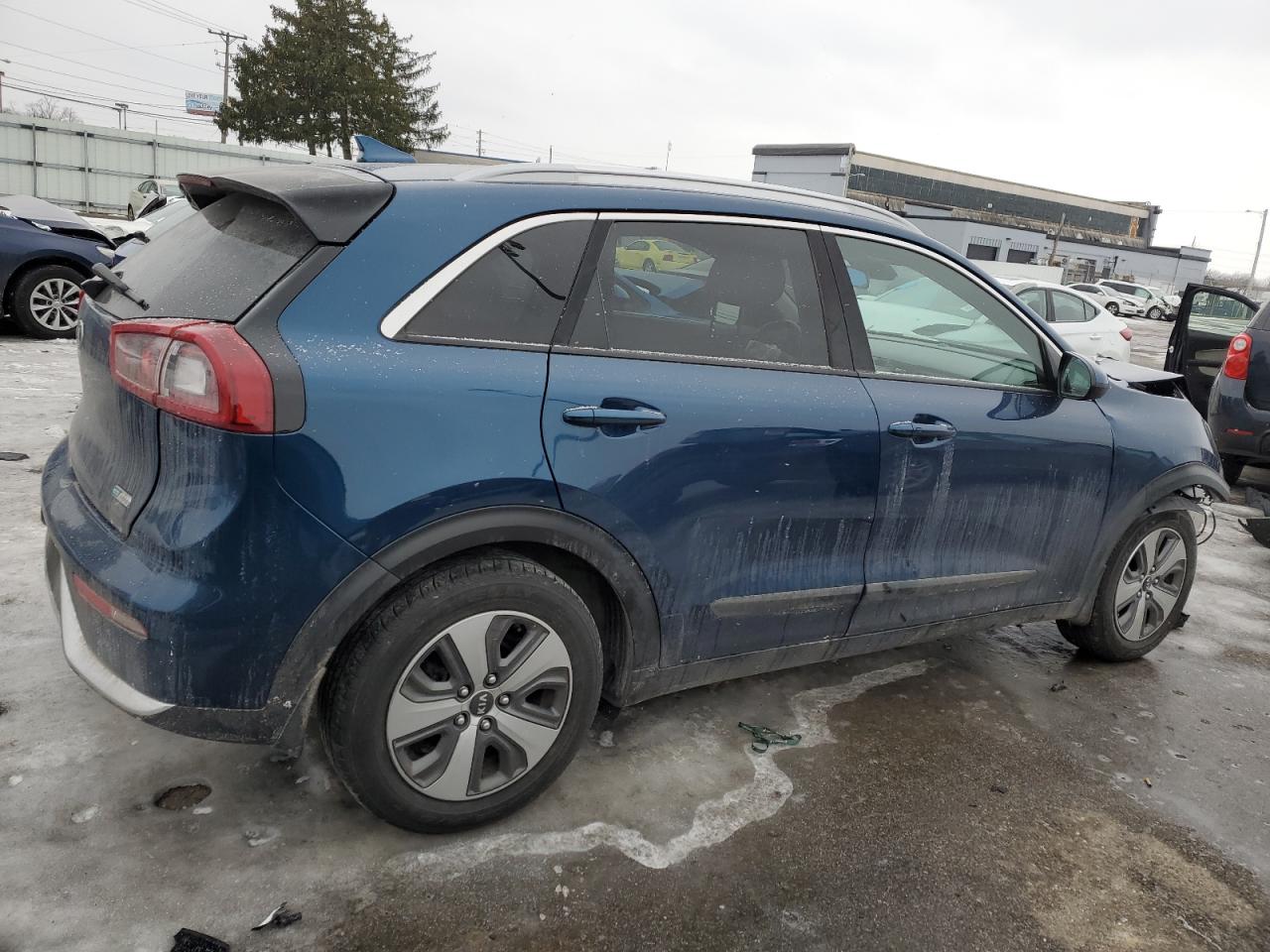 2018 Kia Niro - Image 3