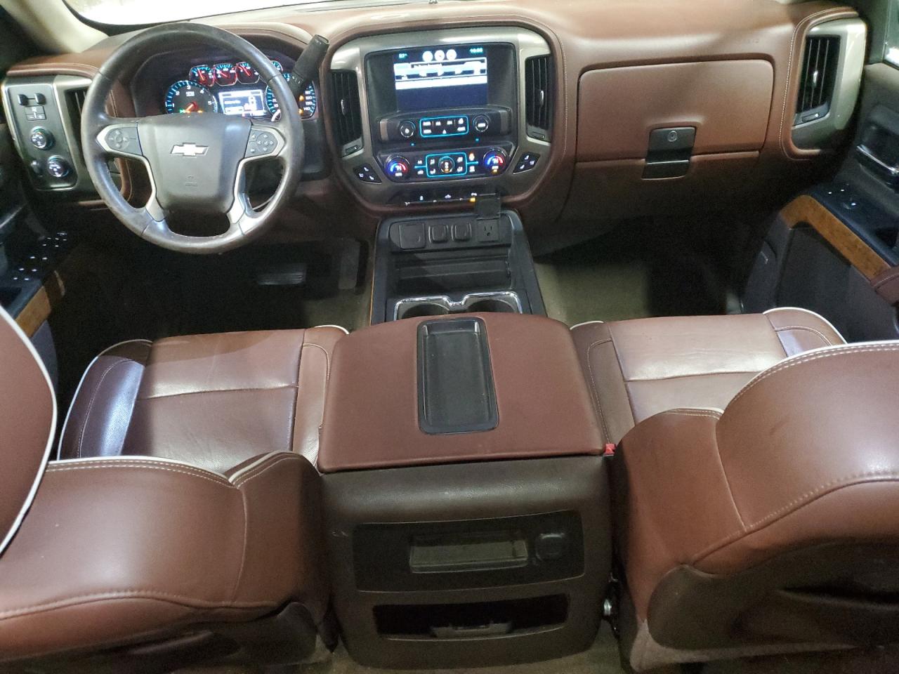 2015 Chevrolet Silverado - Image 8