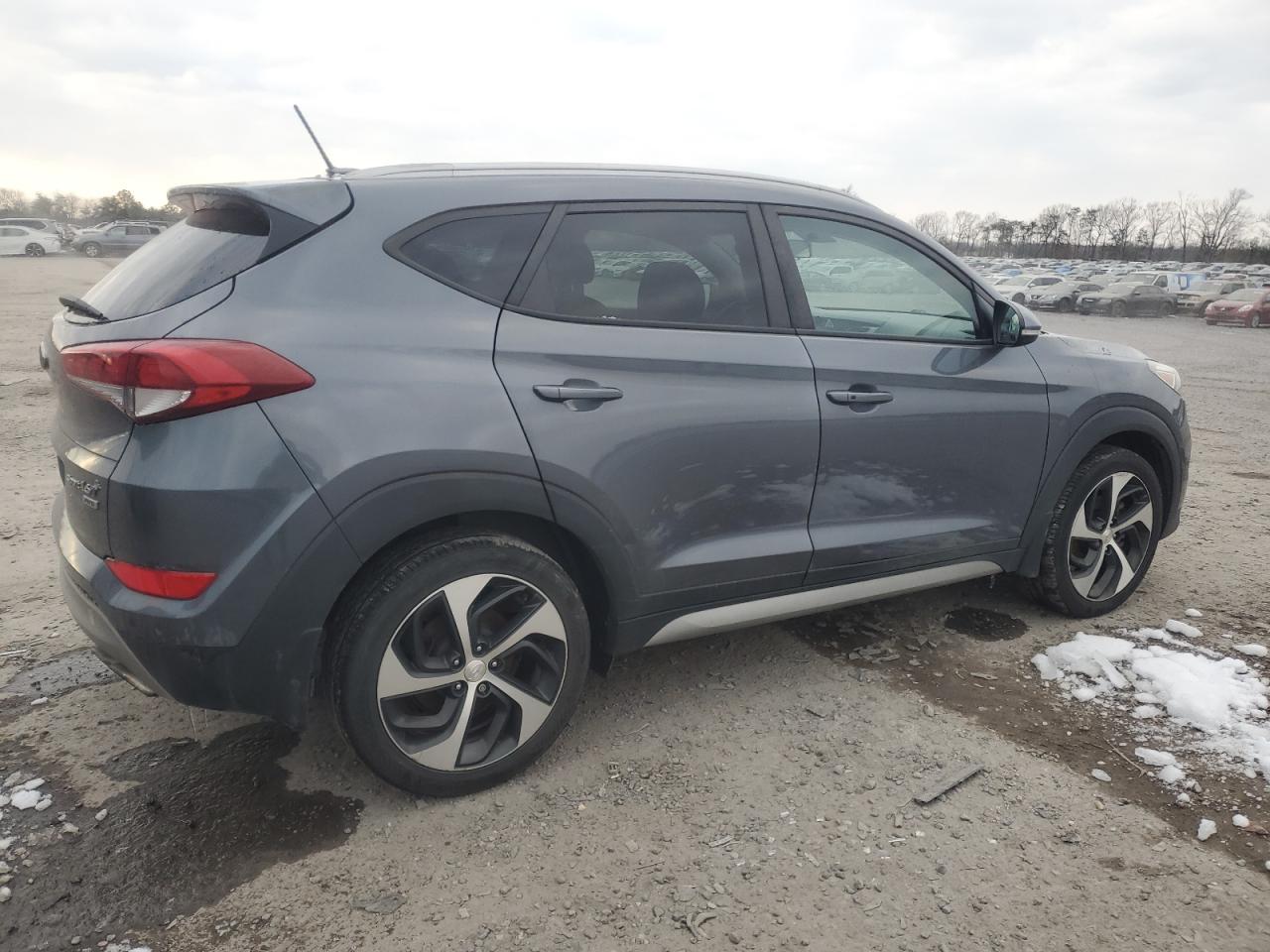 2017 Hyundai Tucson - Image 3