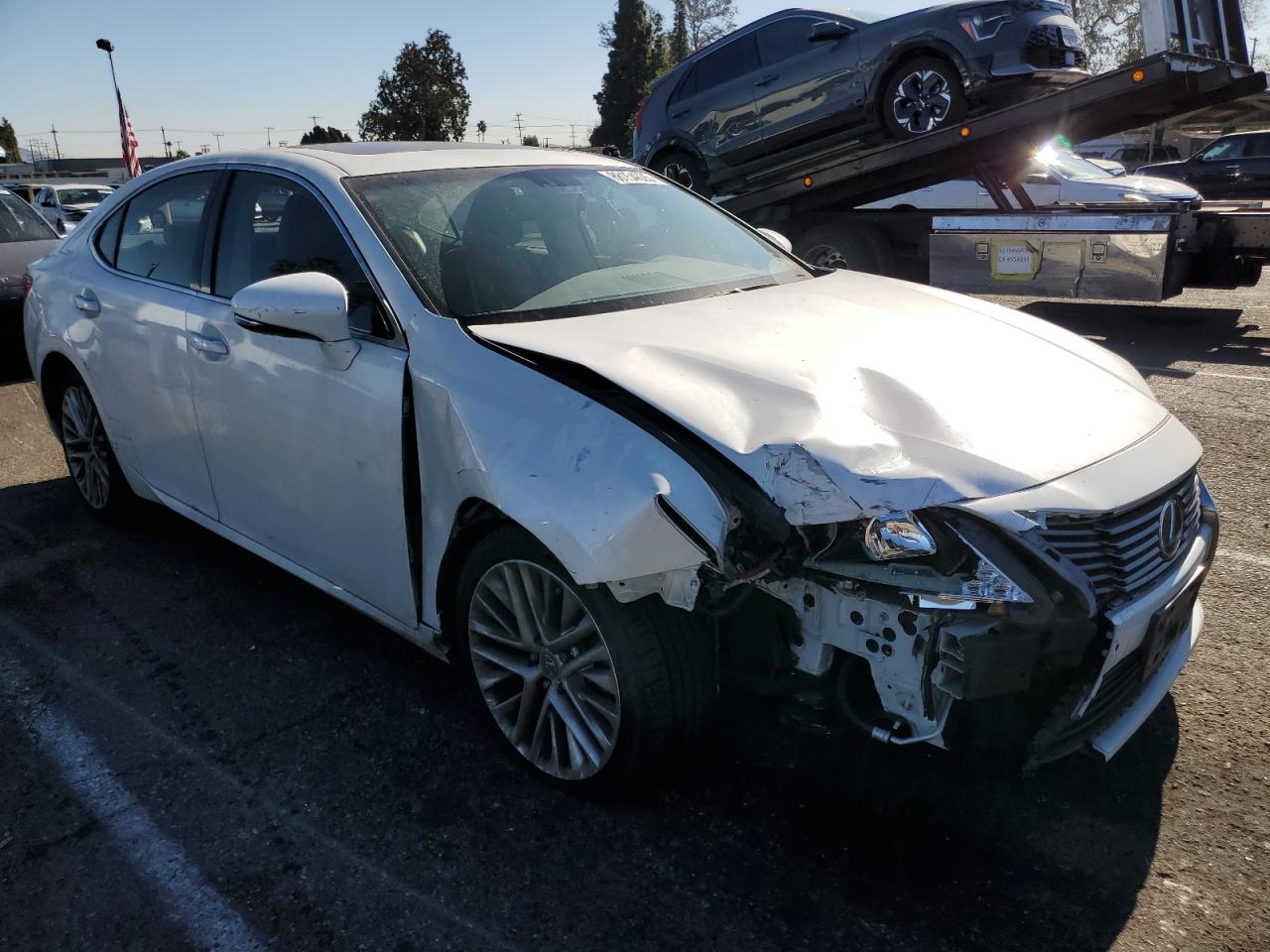 2013 Lexus ES - Image 4