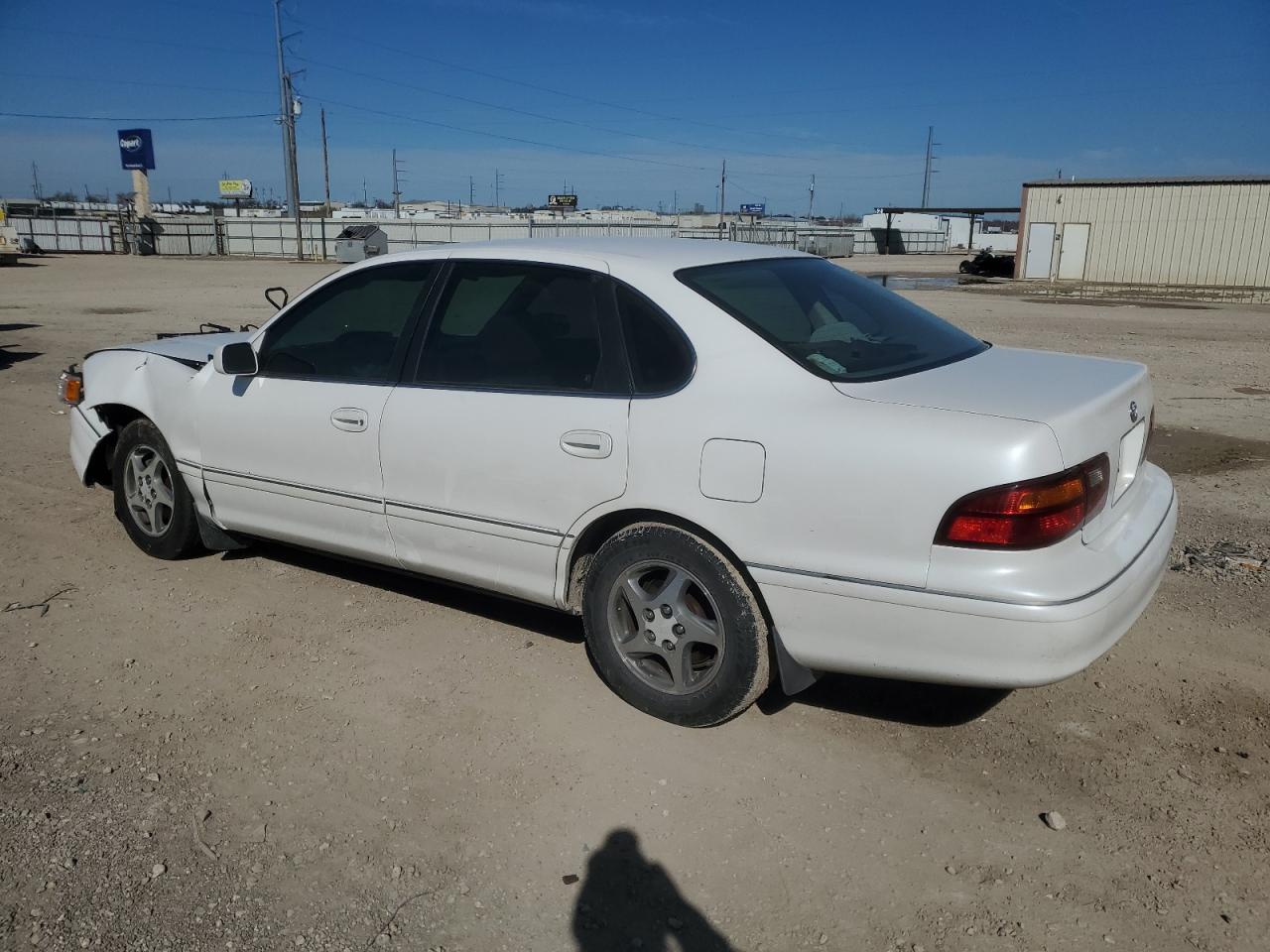 1998 Toyota Avalon - Image 2