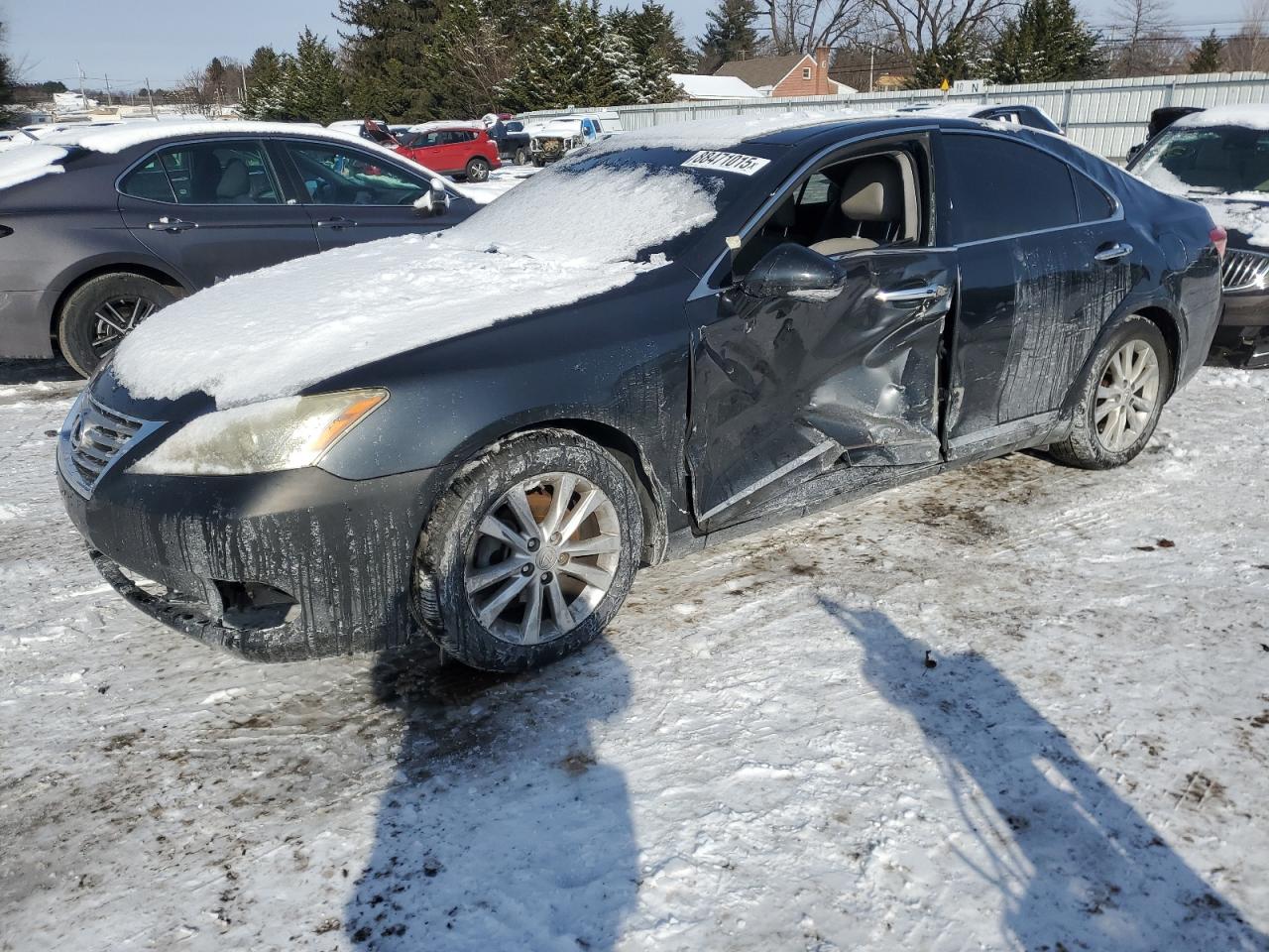 2010 Lexus ES - Image 1