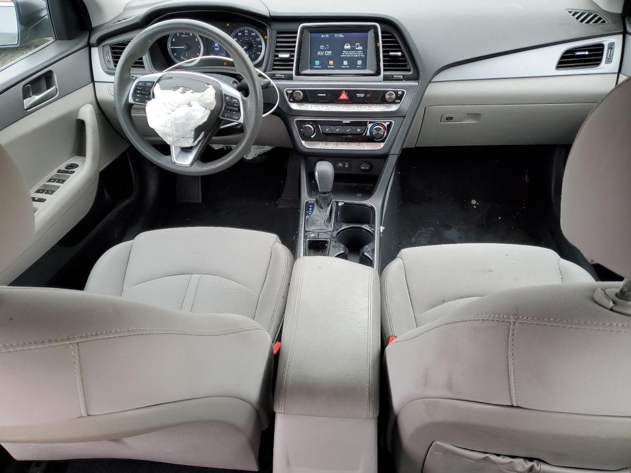 2019 Hyundai Sonata - Image 8