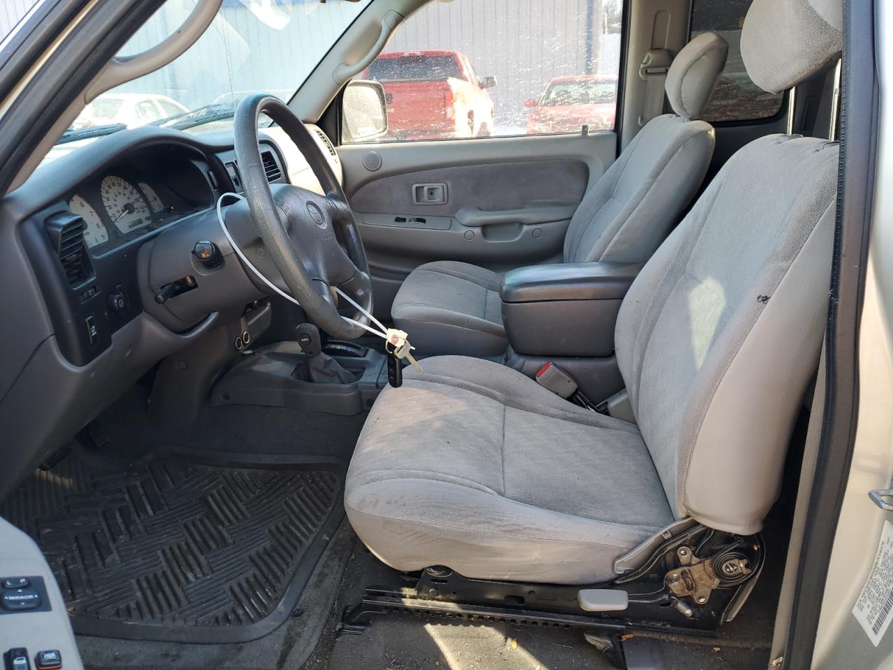 2004 Toyota Tacoma - Image 7