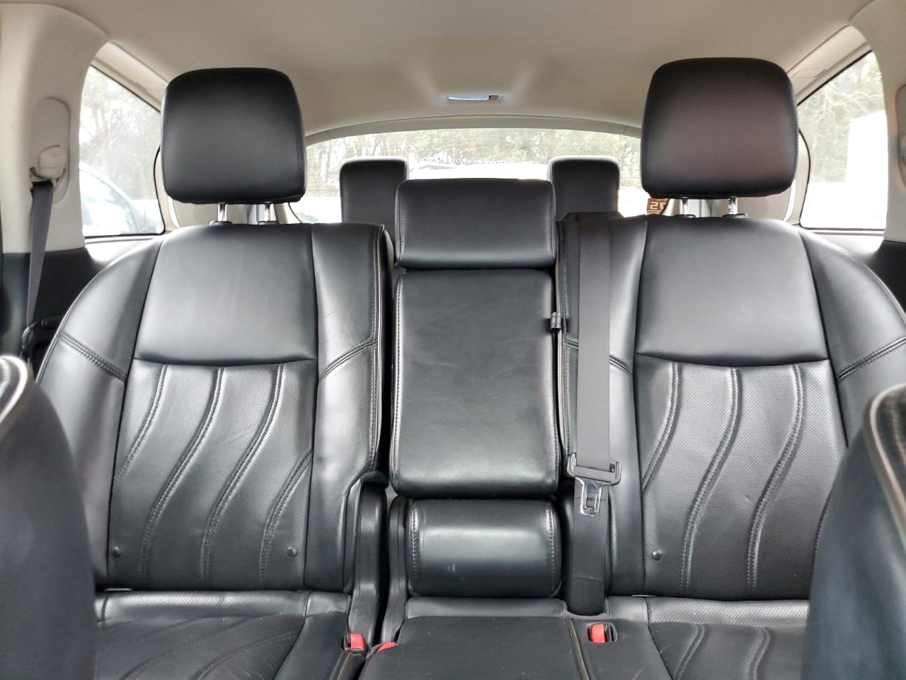 2013 Infiniti JX - Image 10