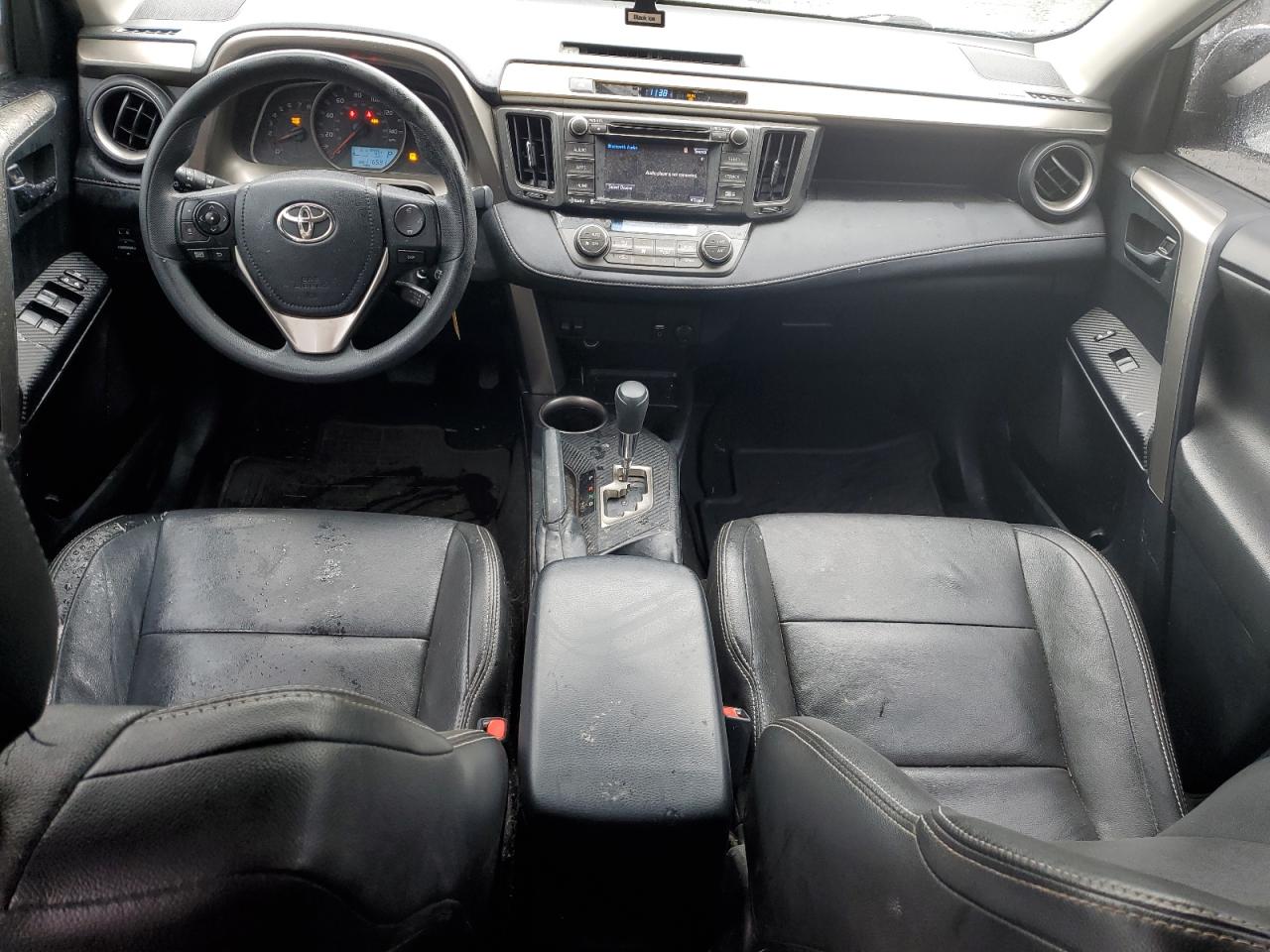 2015 Toyota RAV 4 - Image 8
