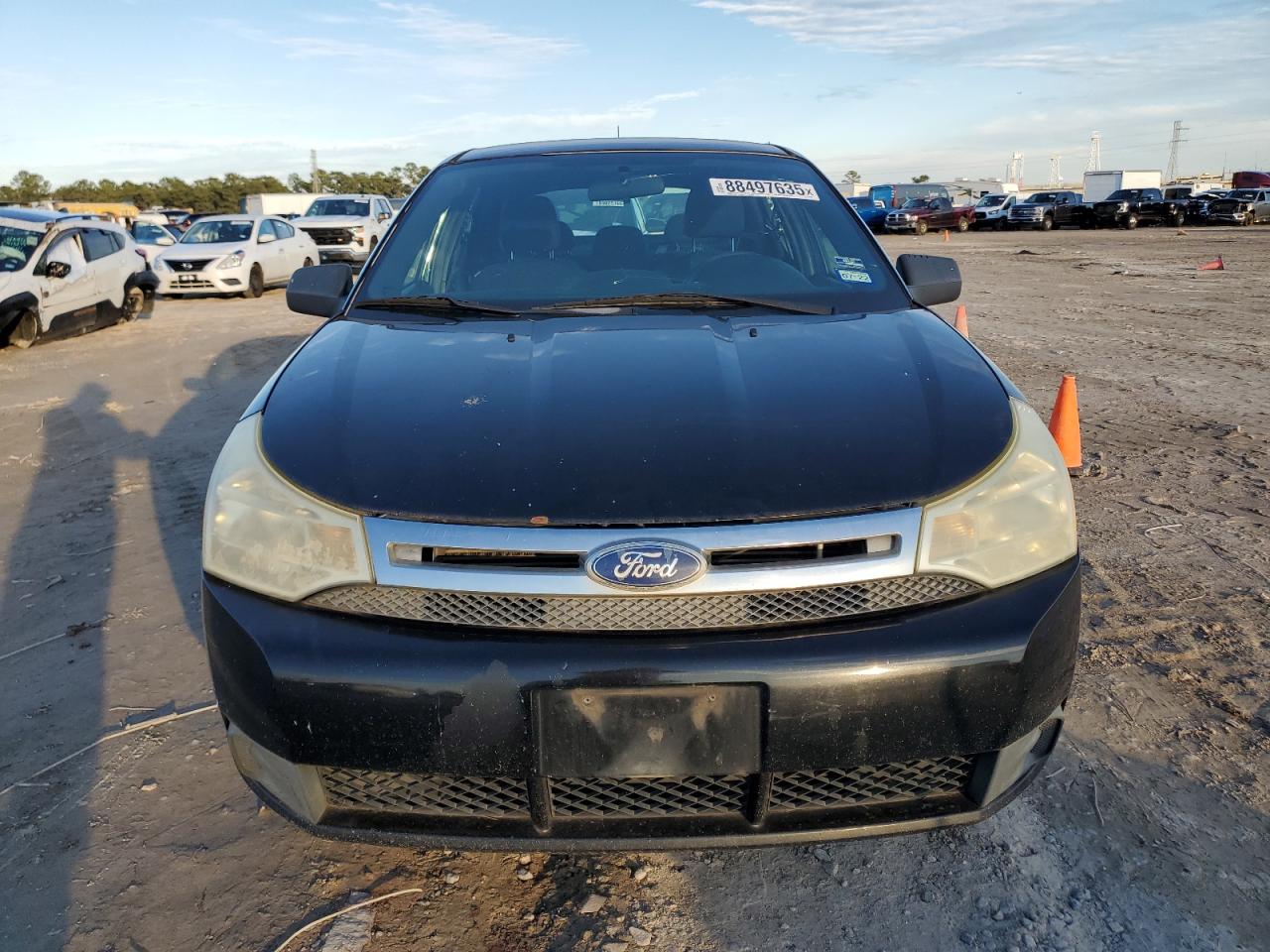 2010 Ford Focus - Image 5