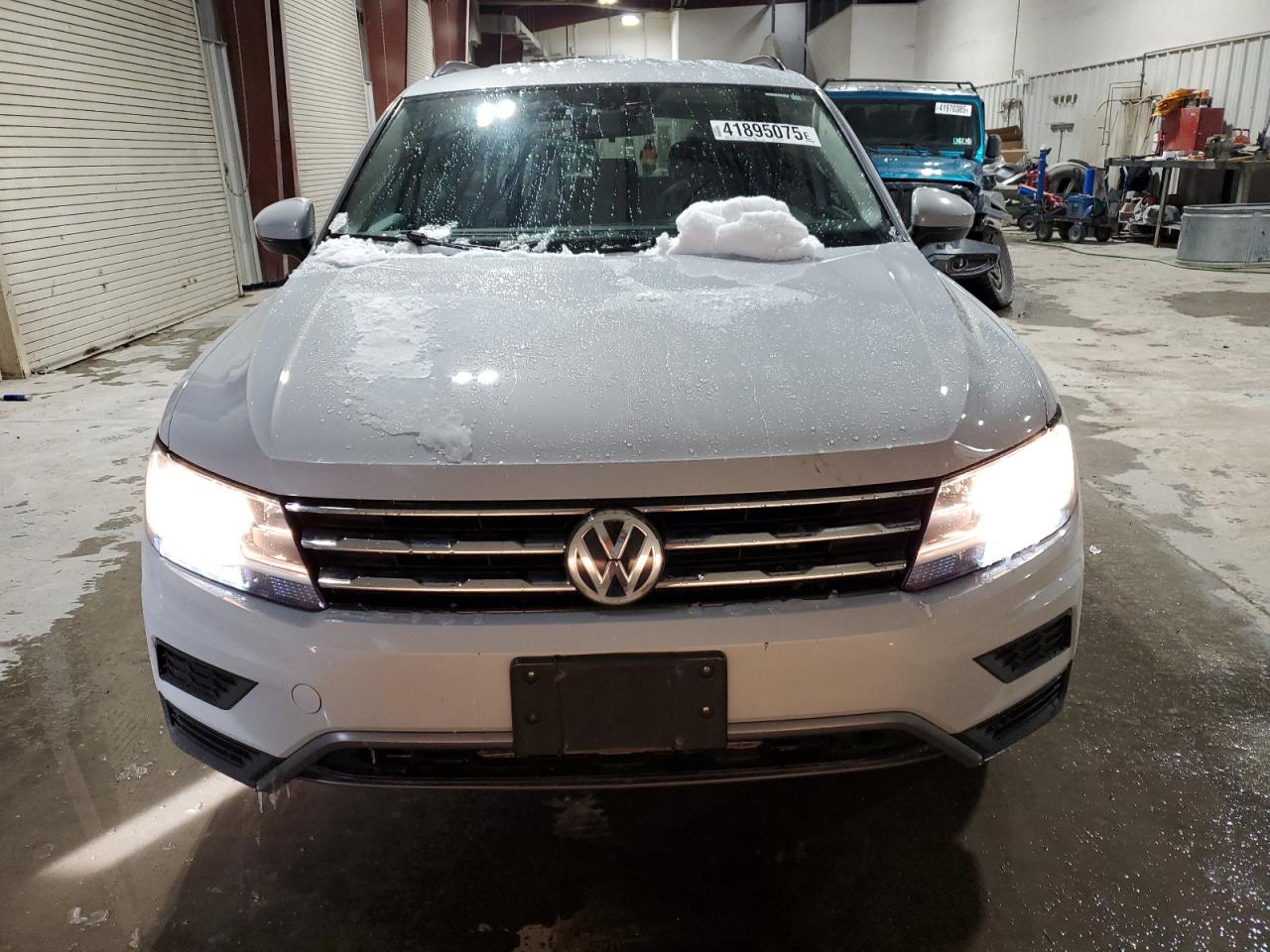 2018 Volkswagen Tiguan - Image 5
