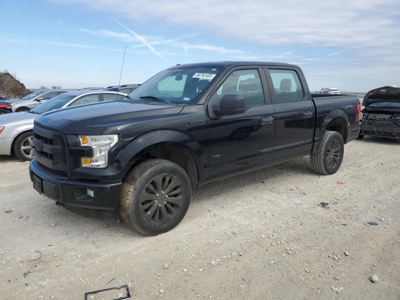 VIN 1FTEW1EP3GKE54533 2016 FORD F-150 no.1